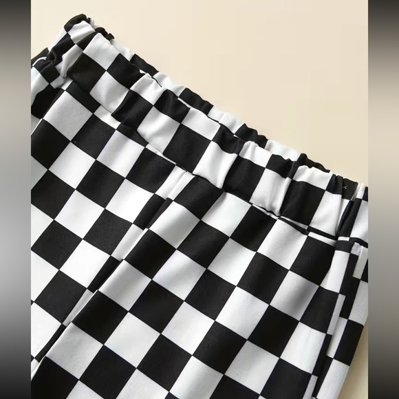 Adorable spooky season outfit! 👻 - Picture 5 of 6